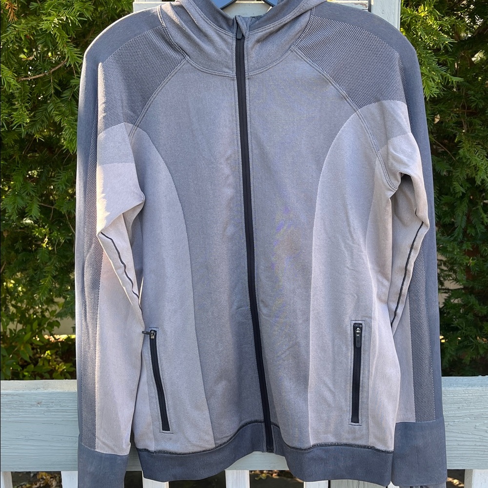Lululemon Women’s Gray 2 Tone Hoodie Warmup Jacket Size 10